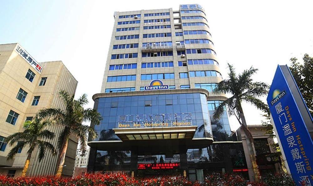 Days Inn Hotspring Xiamen Exteriör bild