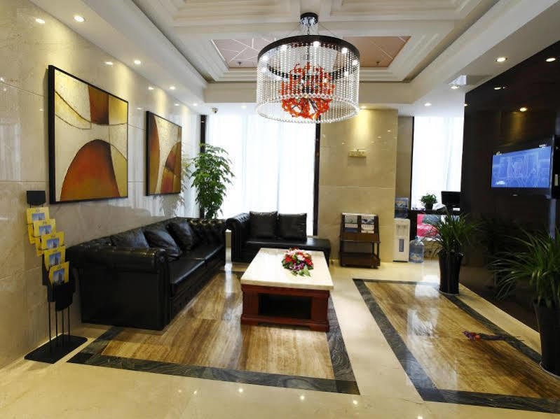Days Inn Hotspring Xiamen Exteriör bild