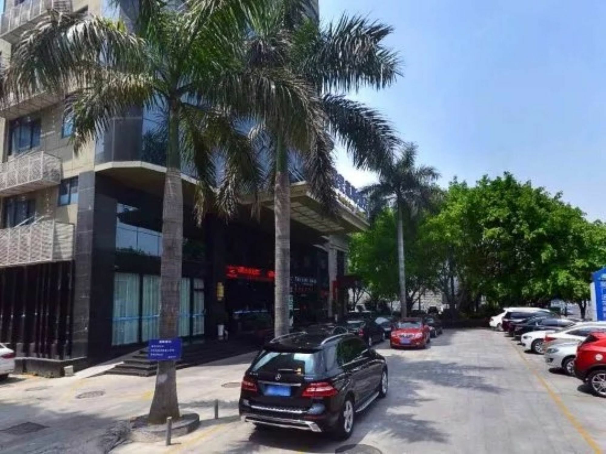 Days Inn Hotspring Xiamen Exteriör bild